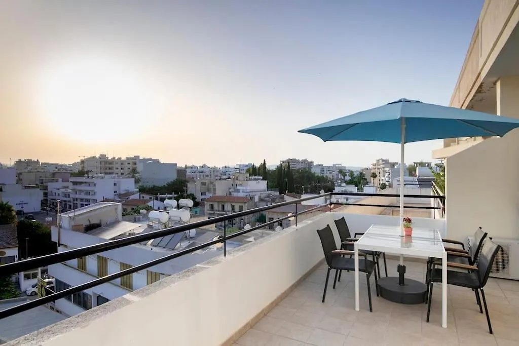 City Center Top Floor Big Balcony 2Br Close To The Beach Larnaca 0*,